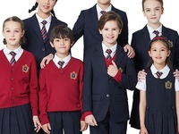 中小学生校服
