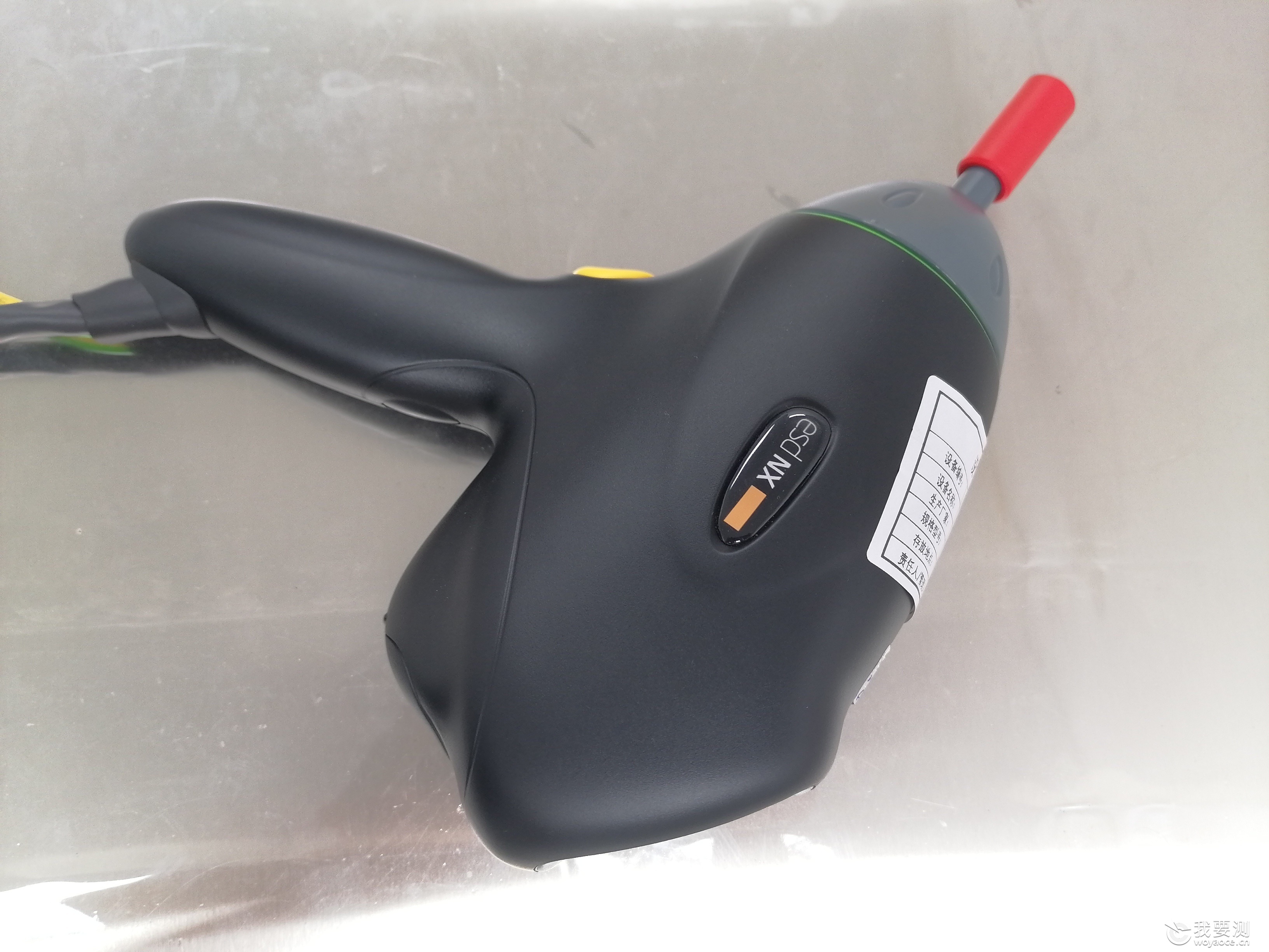 静电放电模拟器